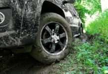 Чому бє кермо на швидкості? Три причини биття керма