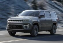 Jeep Grand Wagoneer 2026 року буде значно дешевшим і матиме збільшений запас ходу