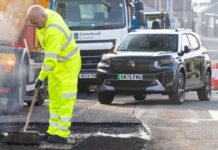 Citroën фінансує ямковий ремонт Великобританії в умовах поглиблення кризи