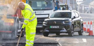 Citroën financiert kuilenreparaties terwijl de achterstand op de wegen in Groot-Brittannië groter wordt