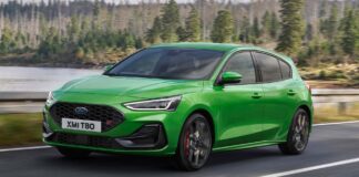 Ford réaffirme son engagement dans les voitures particulières en Europe et aux États-Unis : des projets hybrides et électriques émergent