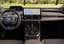 Toyota bZ Woodland 2026: Подробиці про інтер’єр