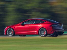 Tesla Model S Plaid Track Package: Результати Lightning Lap 2026