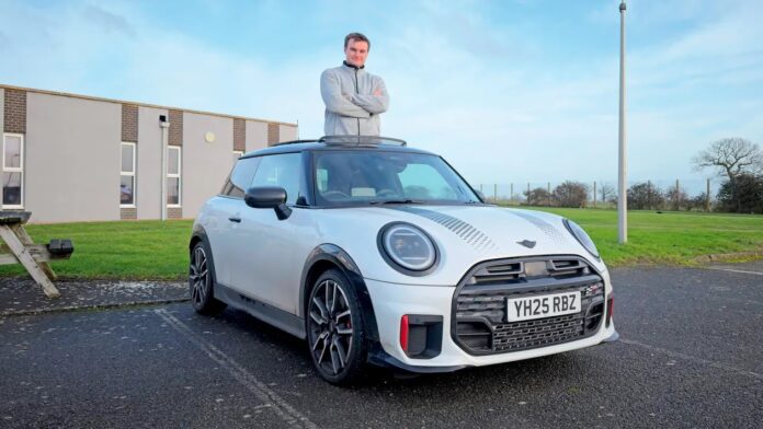 fbafc726-323d-4a5f-91a9-842f12b5dc64