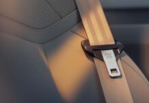 Volvo Відзначає 70-річчя Ременю Безпеки та Представляє Адаптивні Технології Безпеки