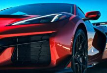 Corvette ZR1X Зіткнувся з Несподіваним Суперником: Lucid Air Sapphire Перемагає у Дрэг-Рейсі