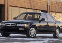 Acura Legend LS (1991): Сміливий Крок Вперед у Роскоші та Продуктивності