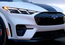 Ви заплатили за тариф. Ford отримує гроші назад.