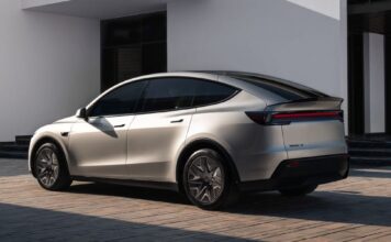 2027 Tesla Model Y L нарешті висаджується на берегах Америки від 63 630 доларів США