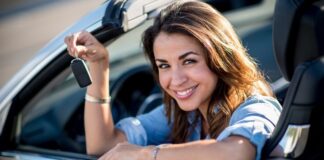 Quem paga quando você destrói o test drive de um revendedor: realidade do seguro
